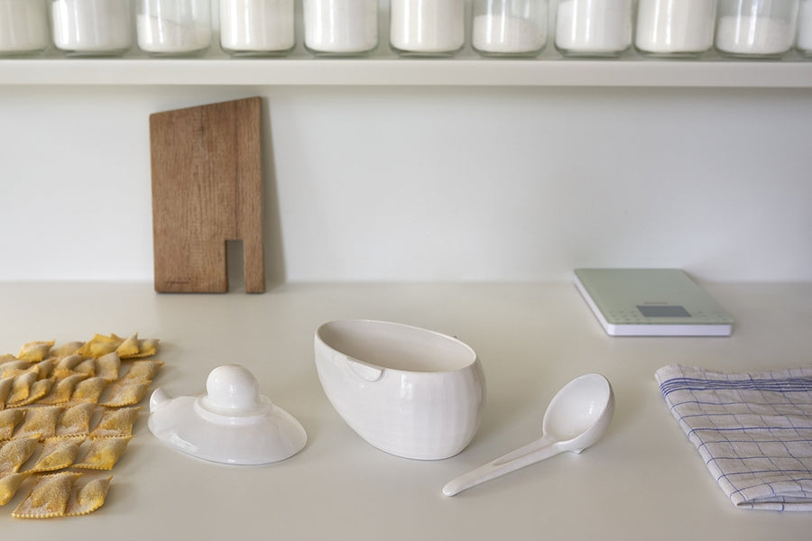 NADER Tureen - Cyrcus