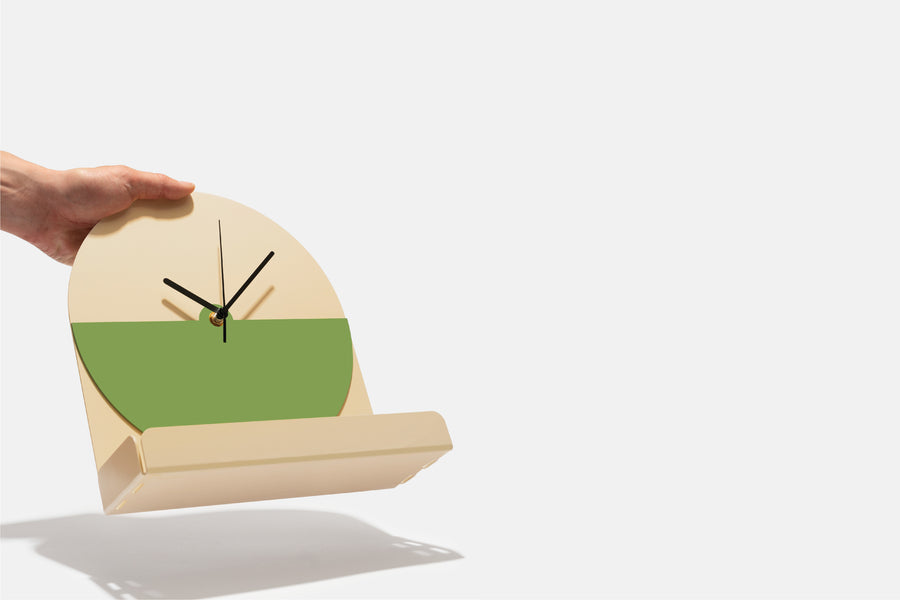 TAAC! storage clock - Cyrcus